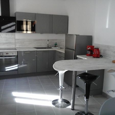 Appartamento Colombe LʼIsle-sur-la-Sorgue Esterno foto