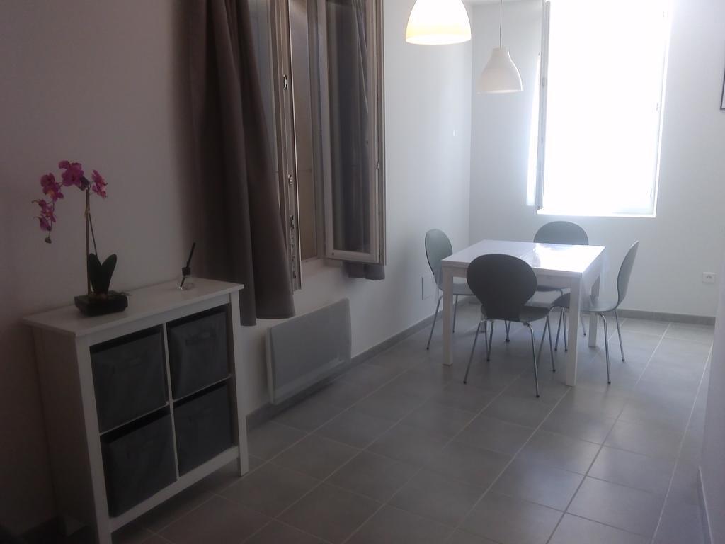 Appartamento Colombe LʼIsle-sur-la-Sorgue Esterno foto
