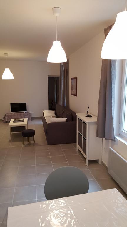 Appartamento Colombe LʼIsle-sur-la-Sorgue Esterno foto